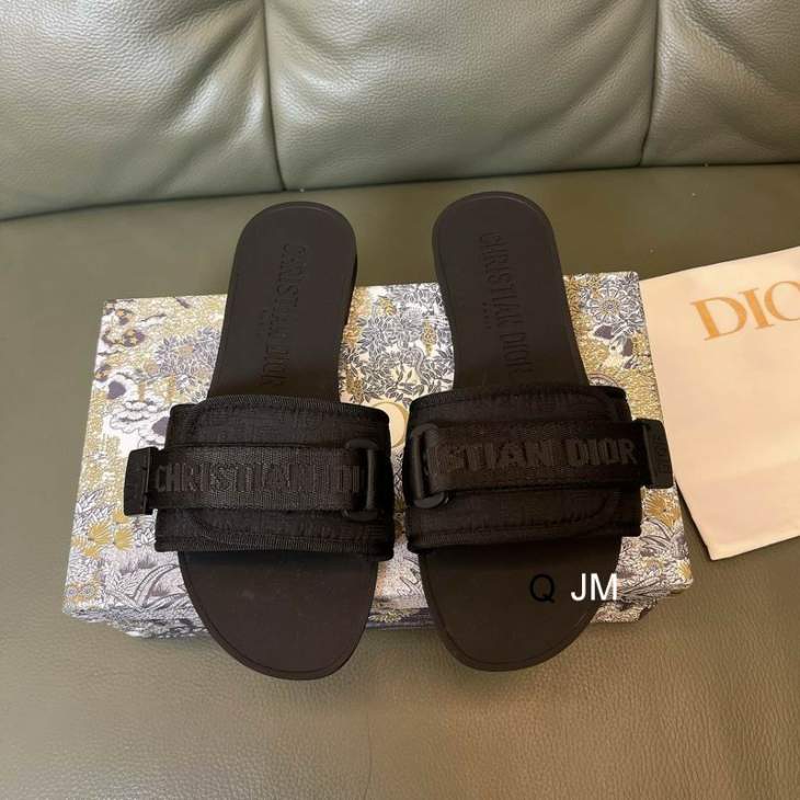 Picture of Dior Slippers _SKUDiorsz35-40JM03022984